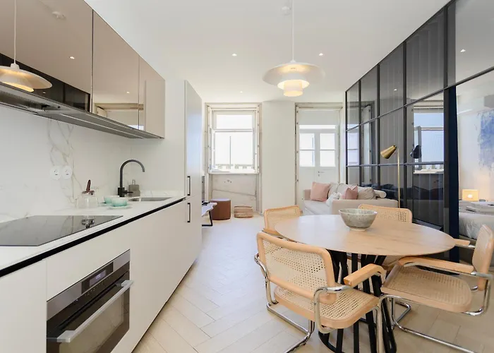 Liiiving In - Modern Coastline Apartman Porto