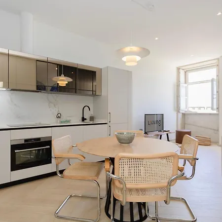 Liiiving In - Modern Coastline Apartamento